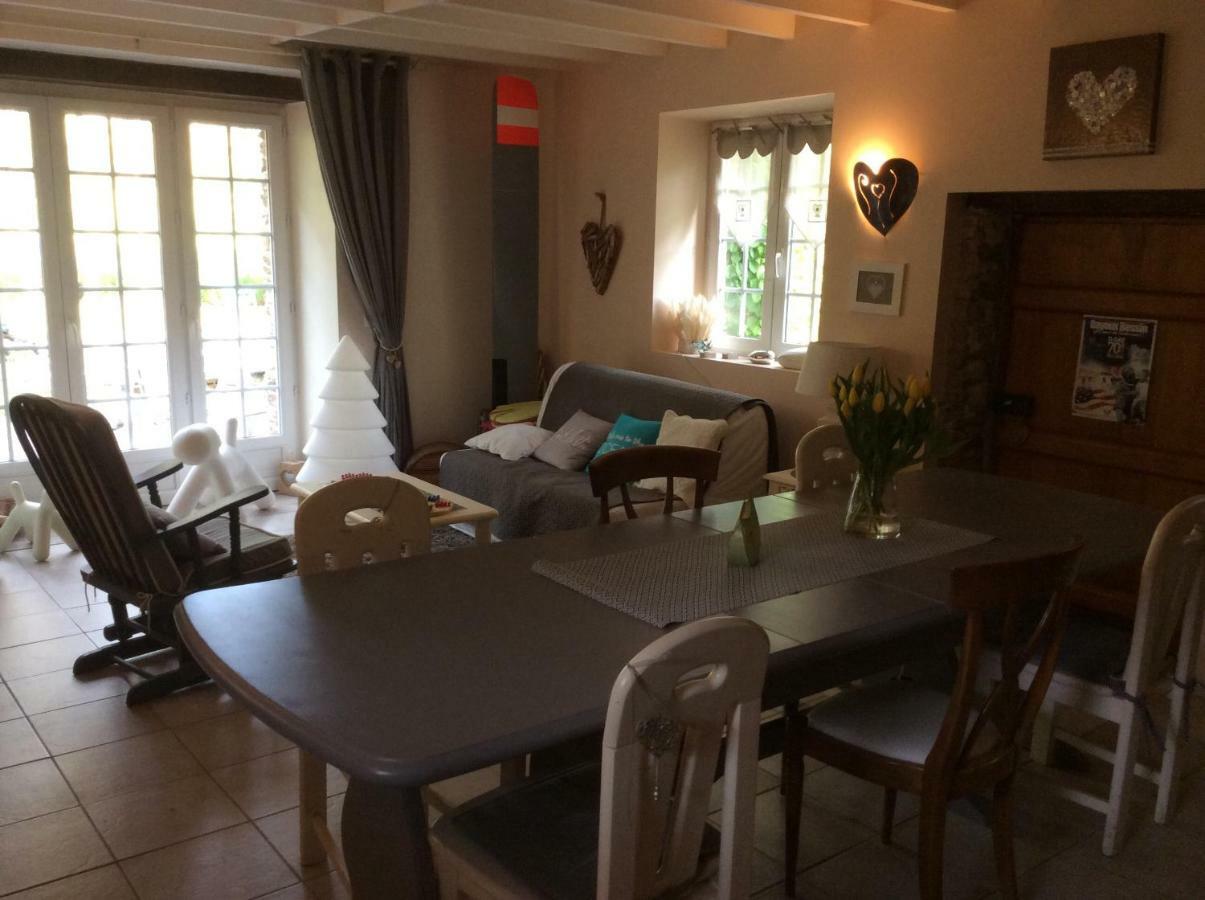 Le Moulin De La Castellerie Bed and Breakfast Moon-sur-Elle Buitenkant foto