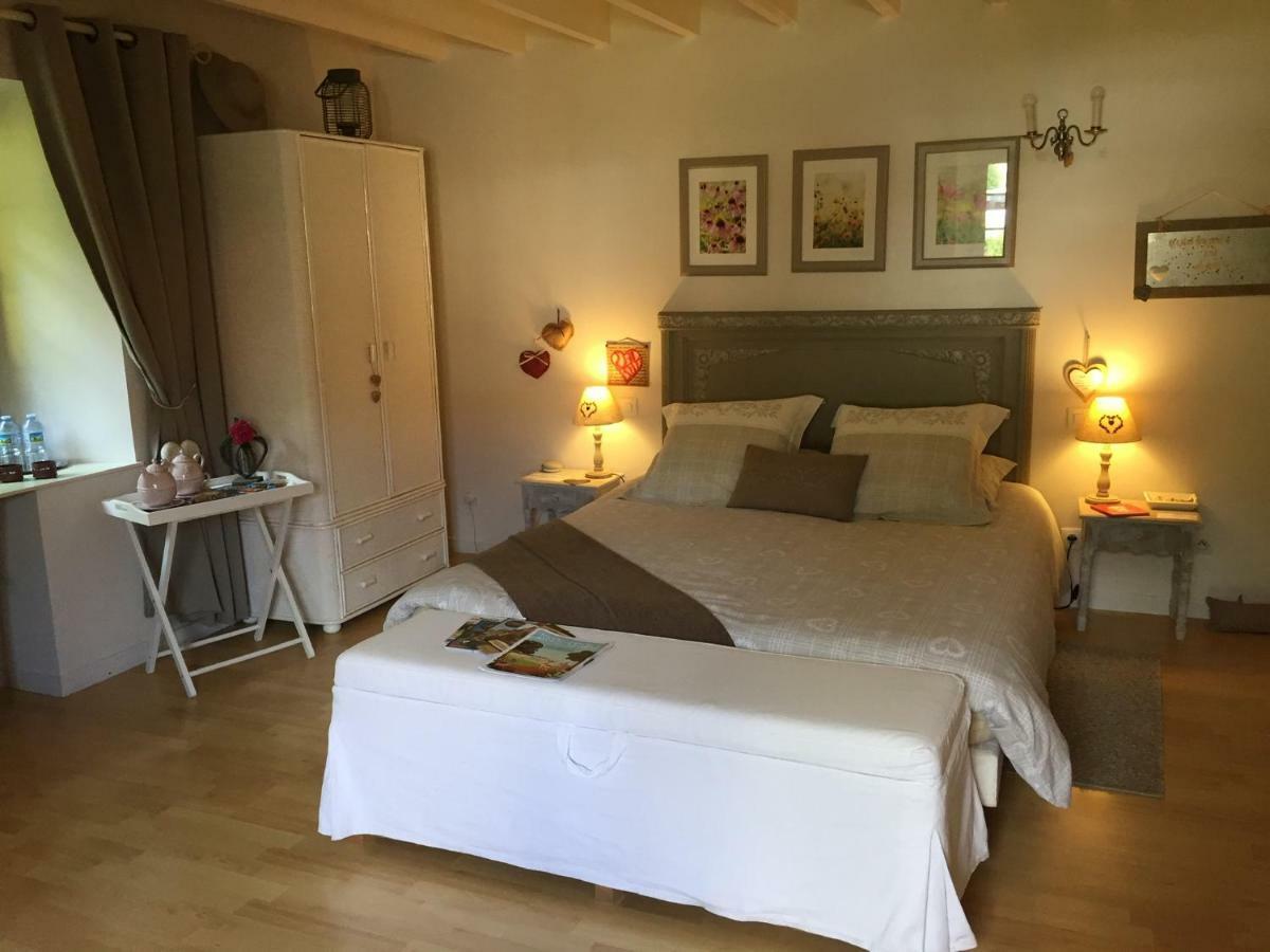 Le Moulin De La Castellerie Bed and Breakfast Moon-sur-Elle Buitenkant foto