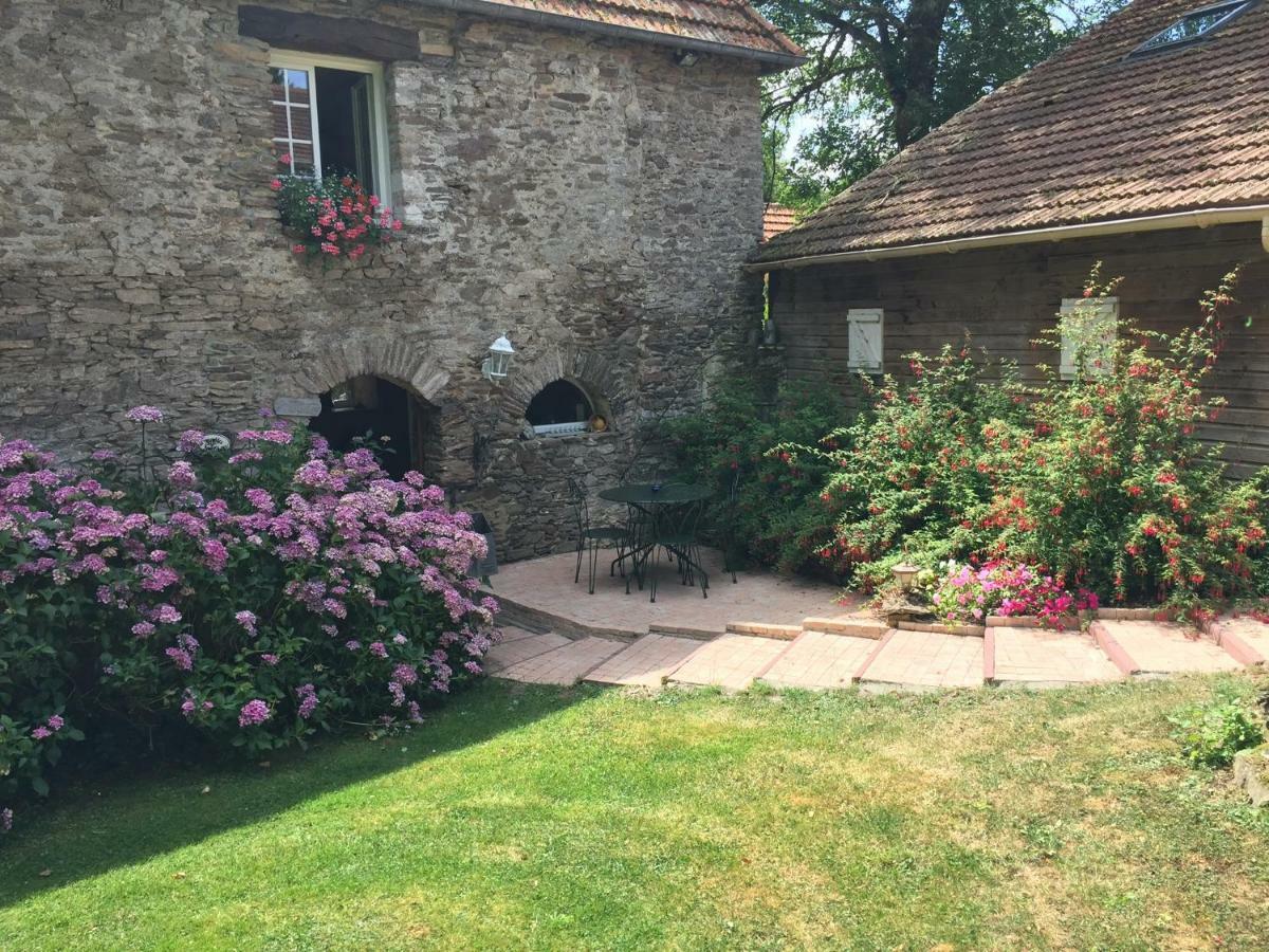 Le Moulin De La Castellerie Bed and Breakfast Moon-sur-Elle Buitenkant foto